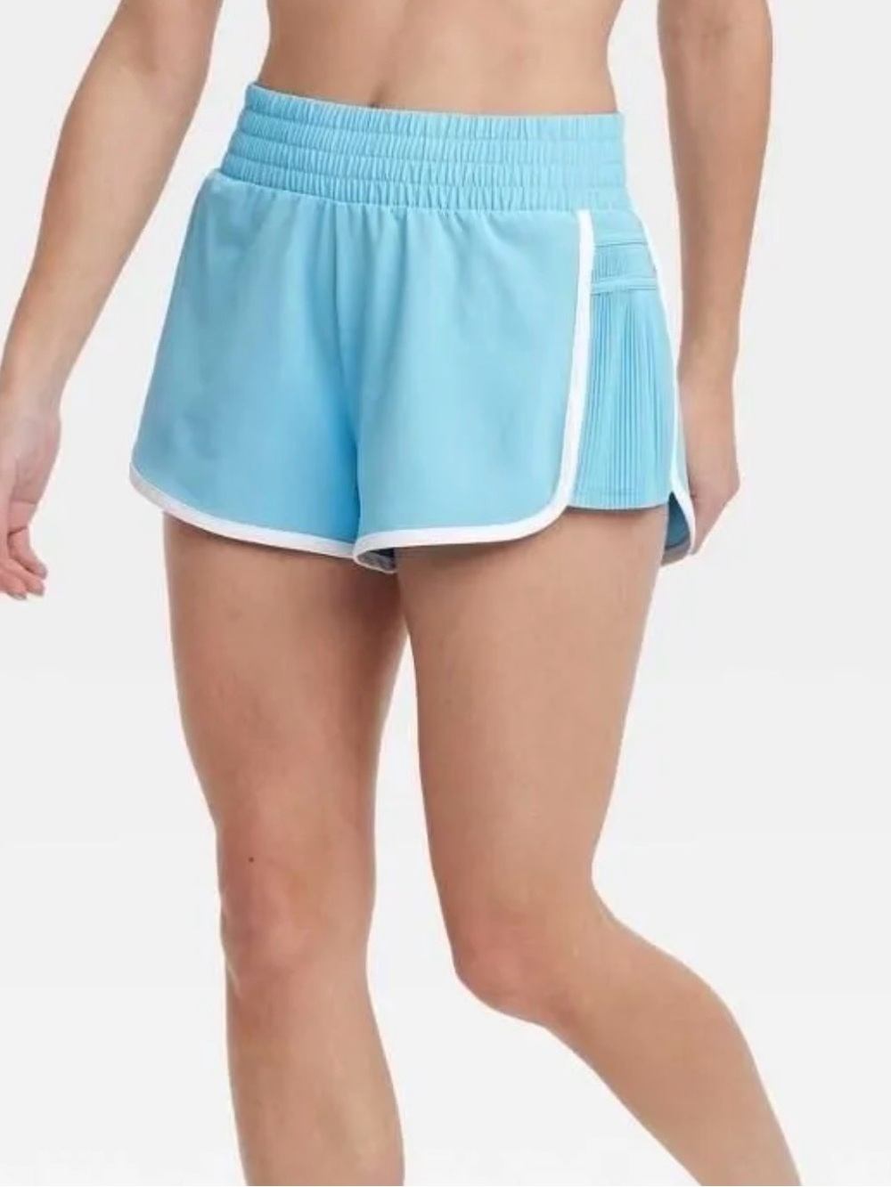 **NWT All In Motion
Woven blue and white Shorts- Size XS/2.5 inch